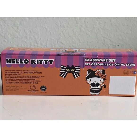 Set Of 4 Hello Kitty Halloween Glassware Shot Glass Jack O Lantern Pirate NEW - Picture 10 of 12